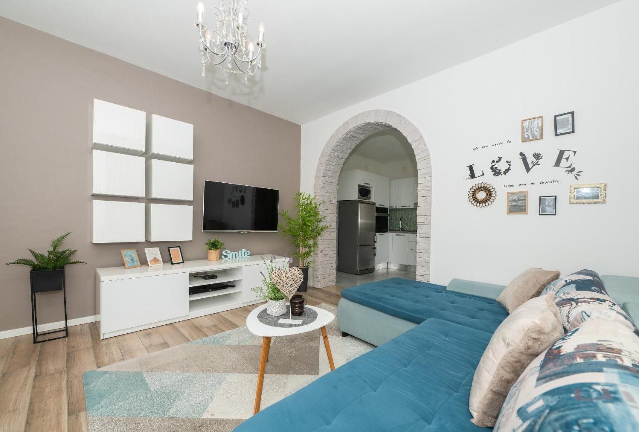 Luxury Apartments Nadalina Sea View 마카르스카 외부 사진
